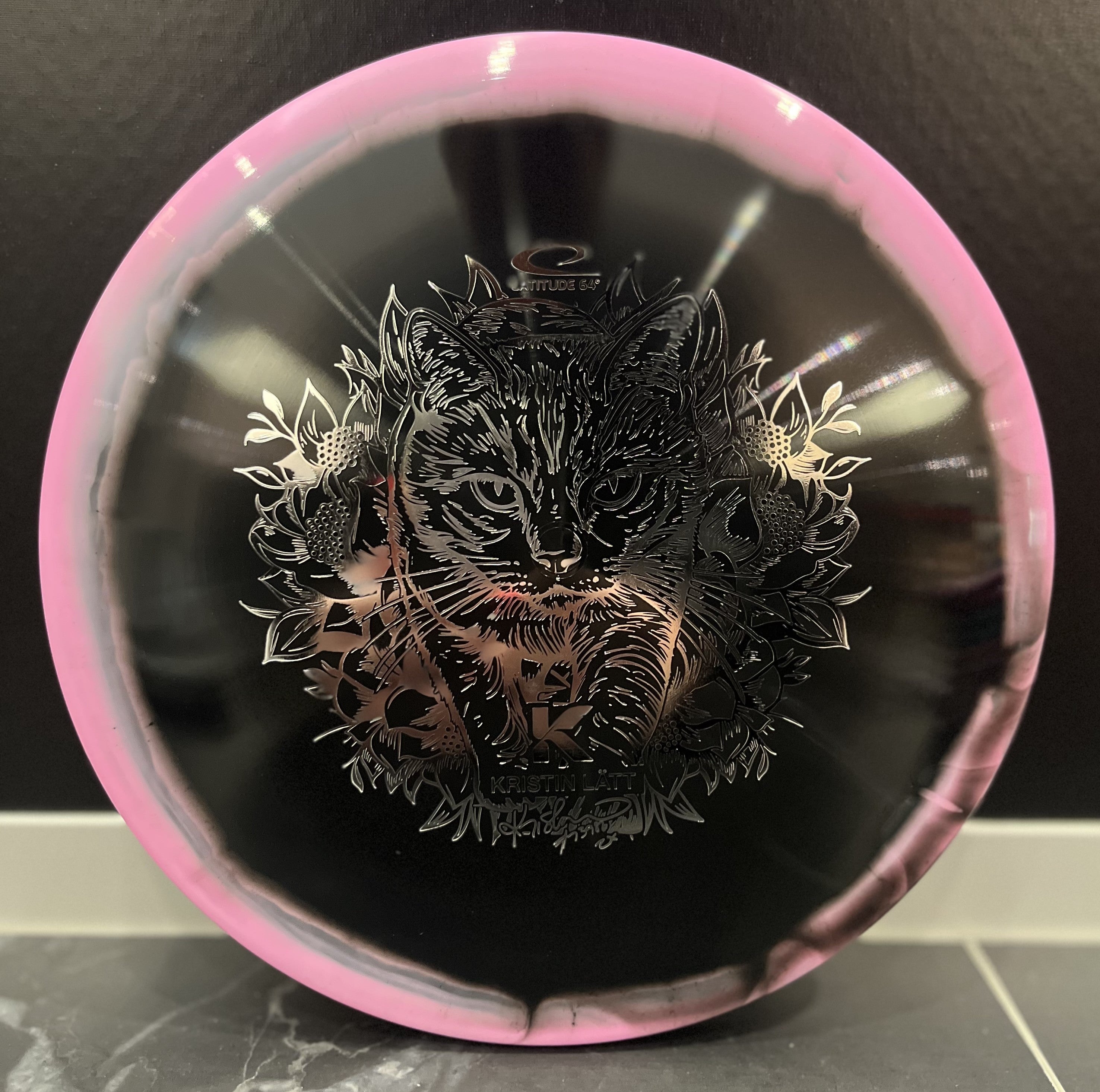 Gold Orbit Claymore - Kristin Lätt Team Series 2025